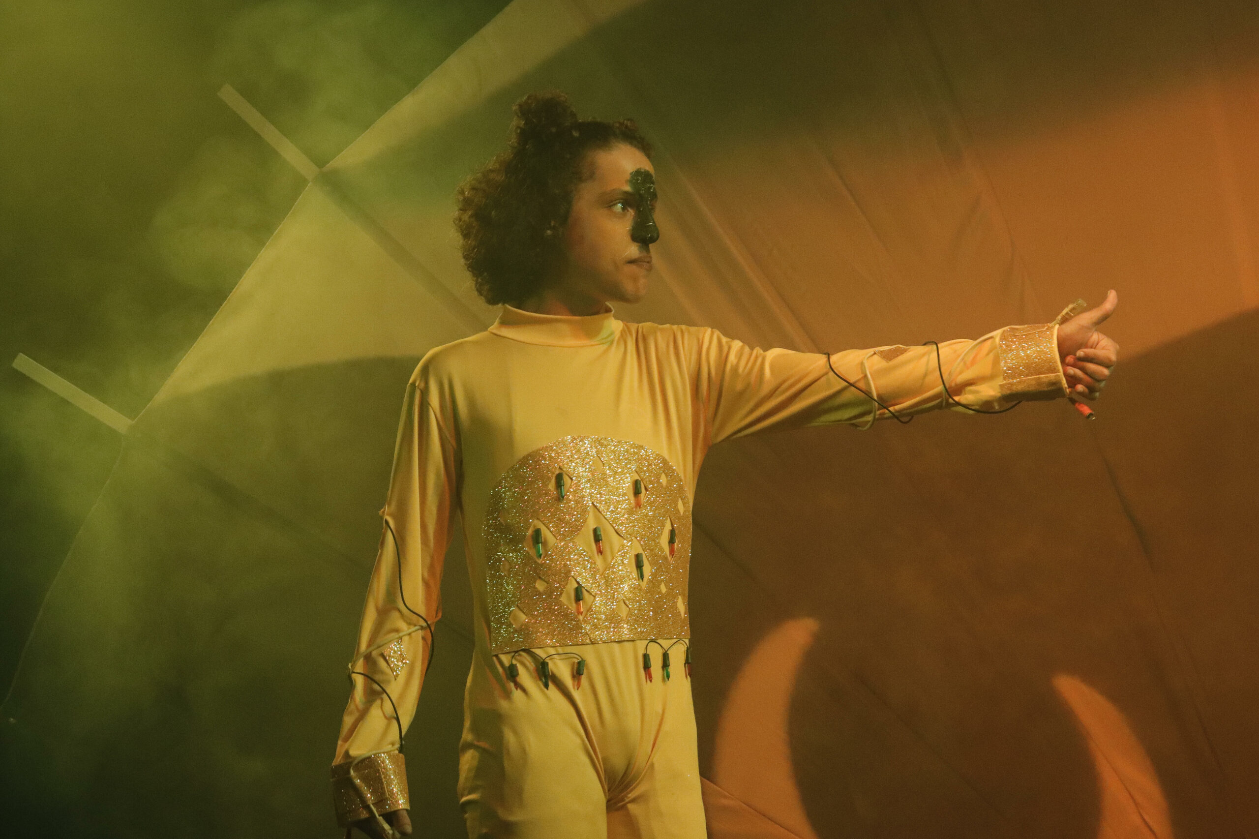 Espetáculo do ReciclArte em Cena impacta mais de 600 crianças e jovens em Almirante Tamandaré (PR)